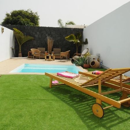 Villa La Isla By Rentaholidayslanzarote Playa Blanca  Exterior photo