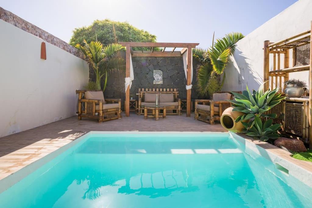 Villa La Isla By Rentaholidayslanzarote Playa Blanca  Exterior photo